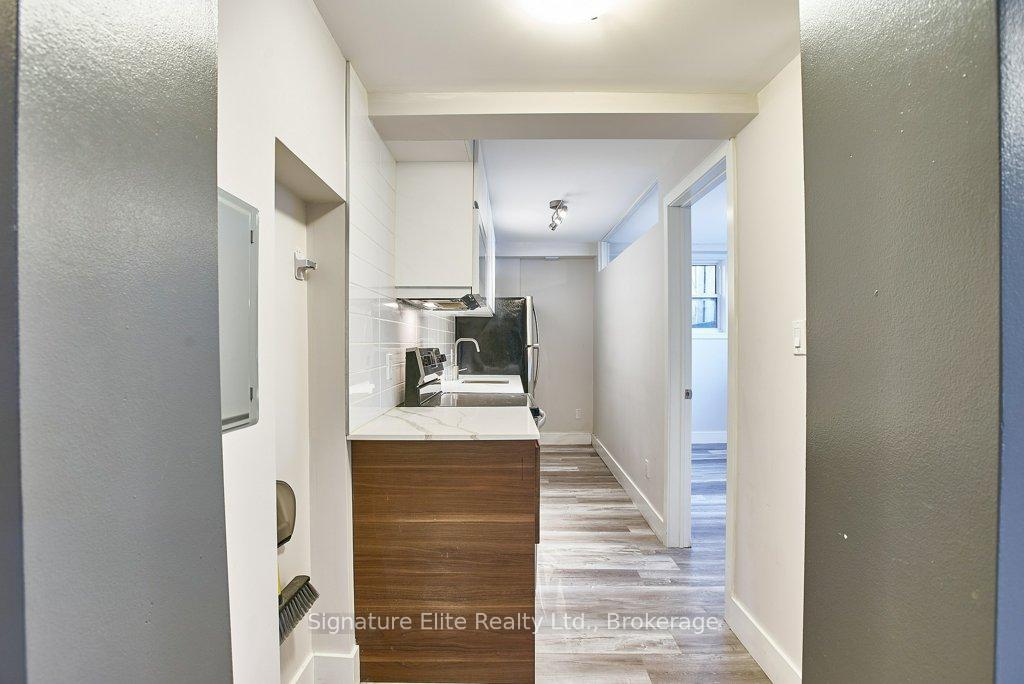 Photo 3 of Unit 102, 112 Alder Crescent, Etobicoke, Long Branch — HOMEH
