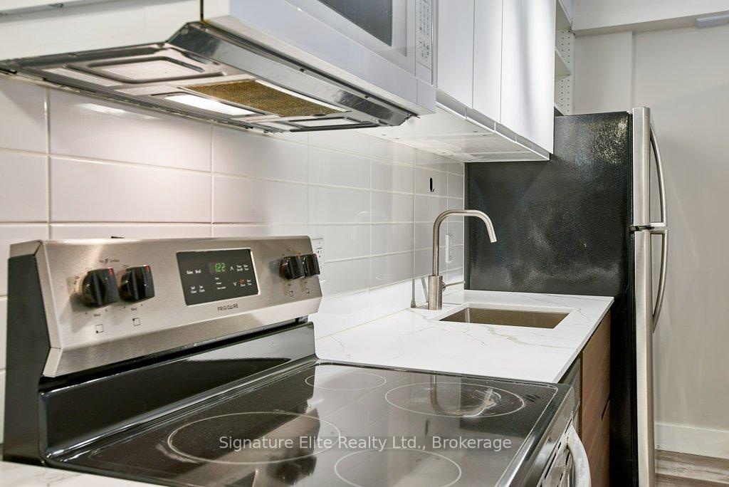 Photo 5 of Unit 102, 112 Alder Crescent, Etobicoke, Long Branch — HOMEH