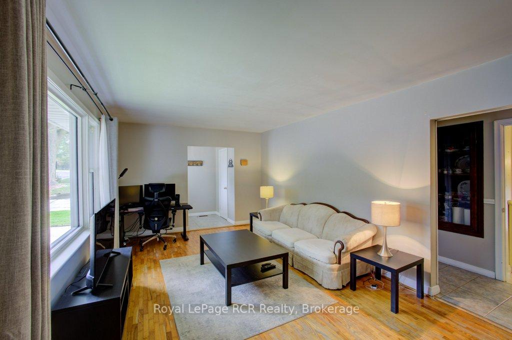 Photo 6 of 45 William Street E, Minto — HOMEH