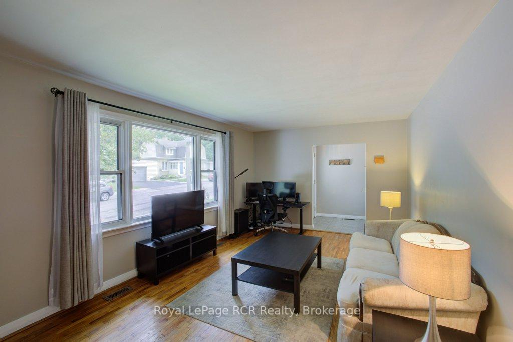 Photo 7 of 45 William Street E, Minto — HOMEH
