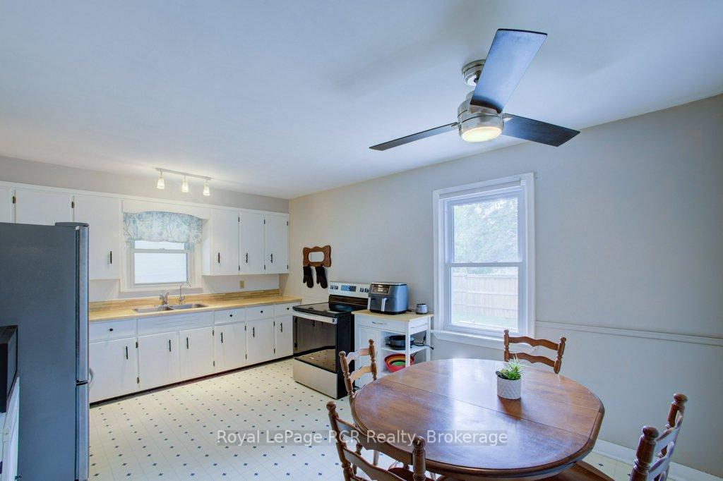 Photo 8 of 45 William Street E, Minto — HOMEH