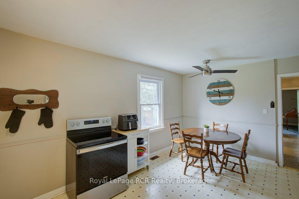 Photo 13 of 45 William Street E, Minto — HOMEH