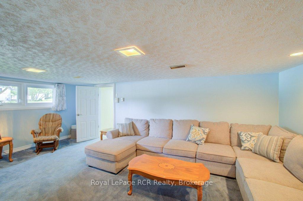 Photo 22 of 45 William Street E, Minto — HOMEH