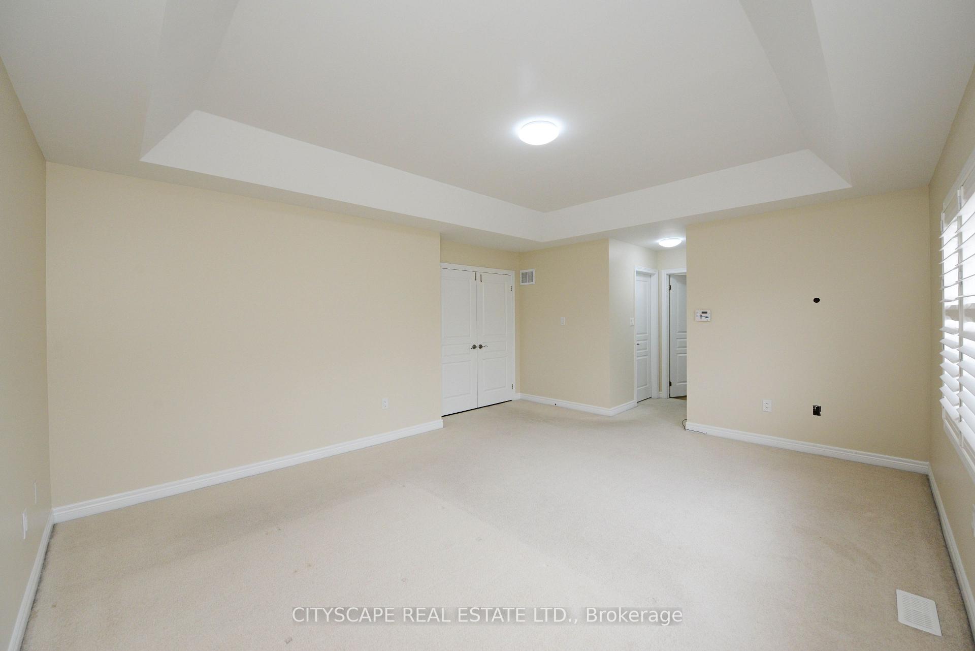 Photo 12 of 32 Fallmeadow Circle, Brampton, Credit Valley — HOMEH