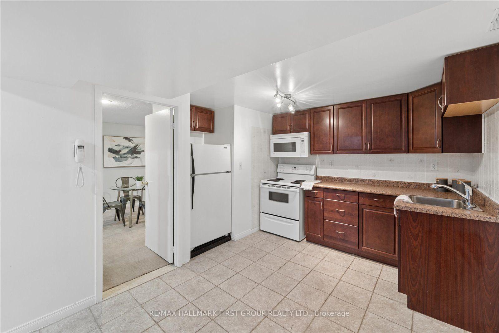 Photo 19 of 970 Timmins Gardens, Pickering, West Shore — HOMEH