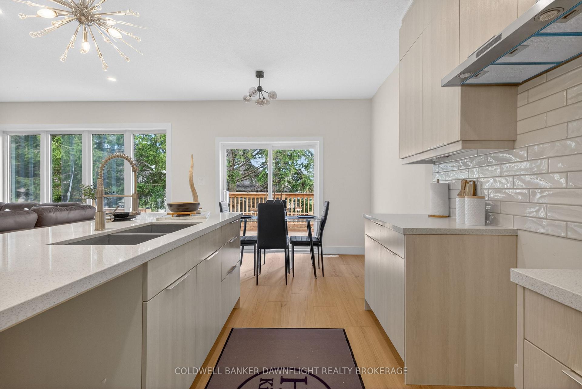 Photo 7 of 54 Moonlight Court, Central Huron, Clinton — HOMEH