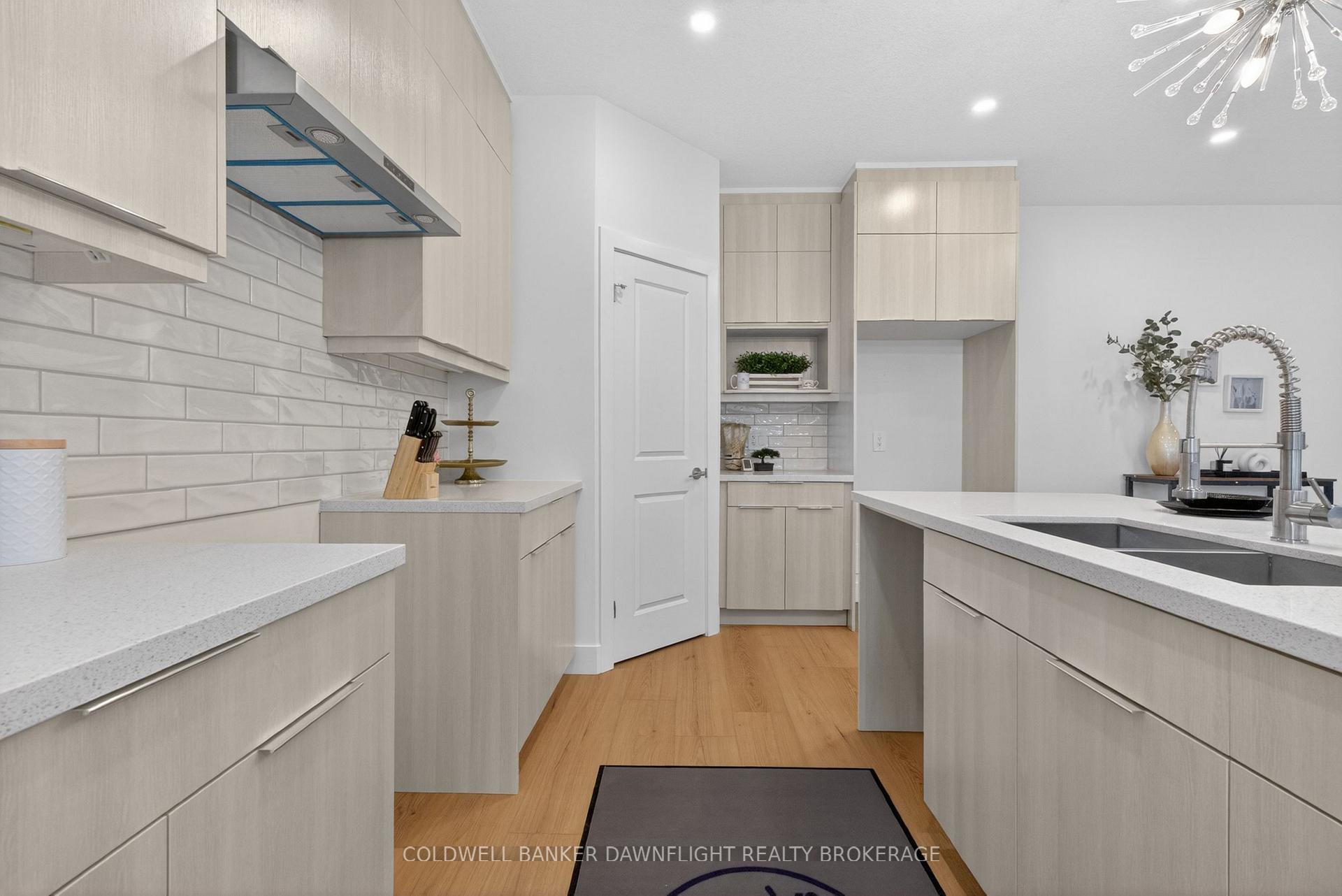 Photo 8 of 54 Moonlight Court, Central Huron, Clinton — HOMEH