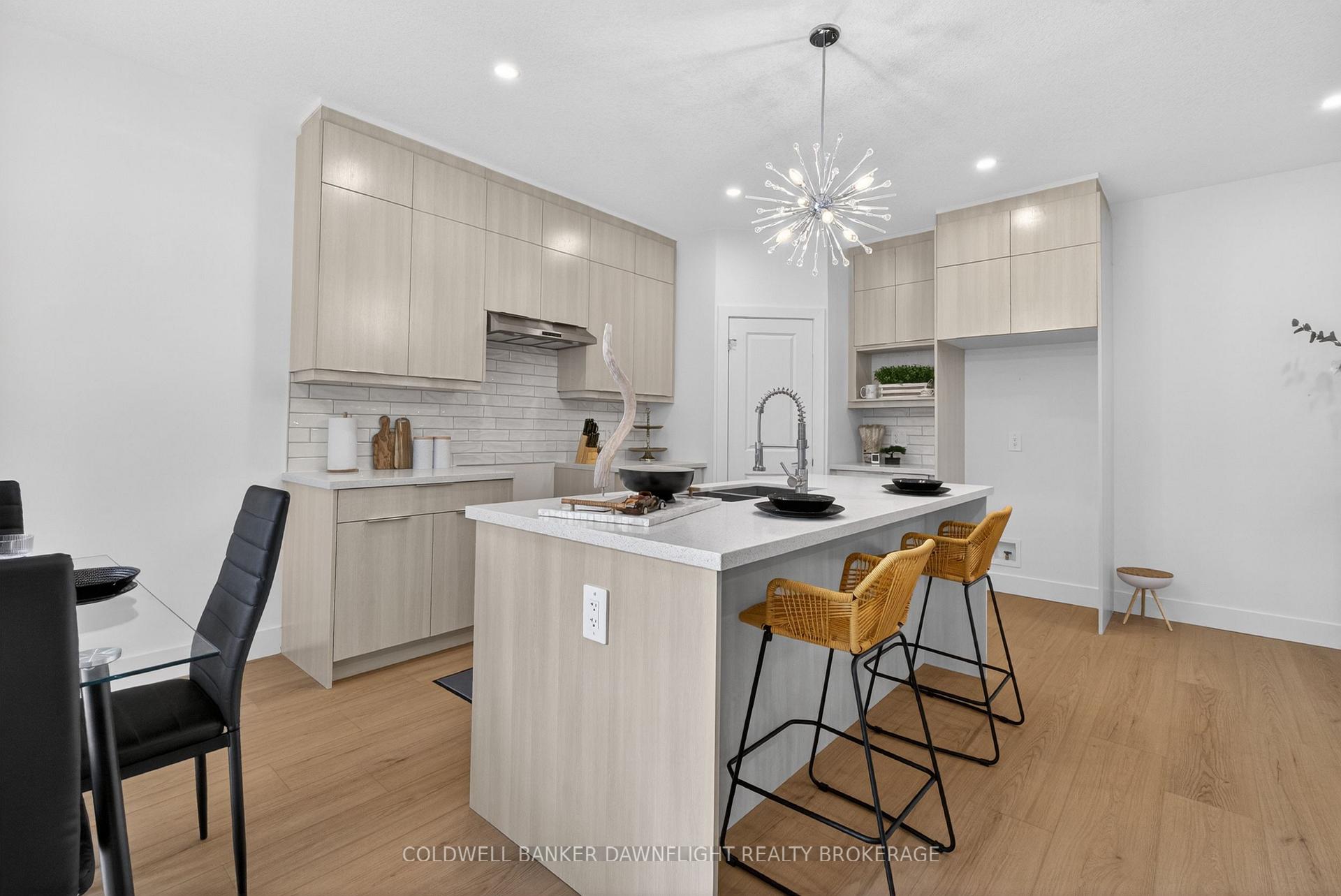 Photo 9 of 54 Moonlight Court, Central Huron, Clinton — HOMEH