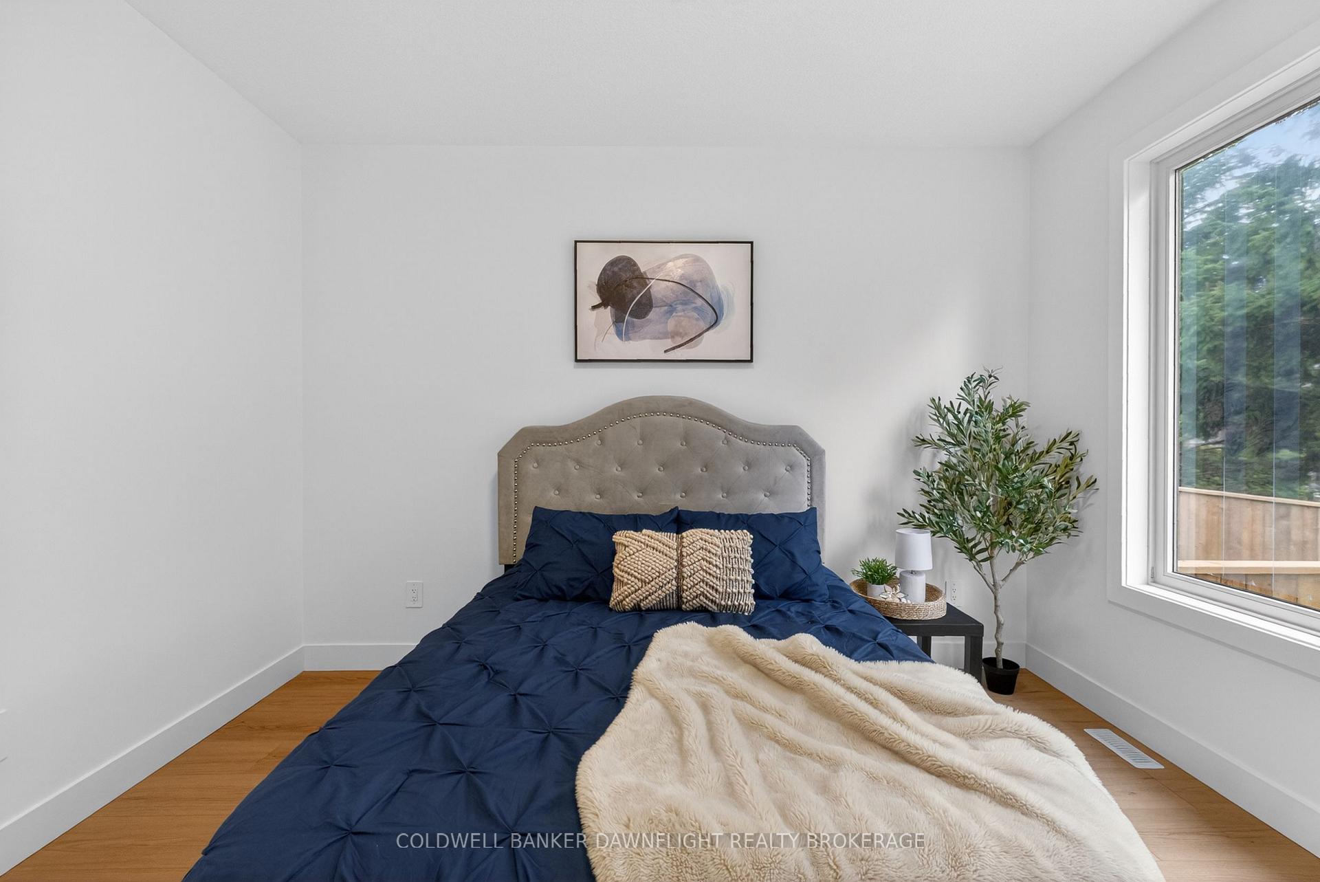 Photo 15 of 54 Moonlight Court, Central Huron, Clinton — HOMEH