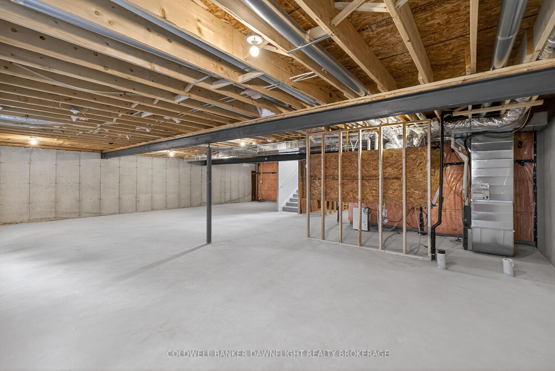 Photo 24 of 54 Moonlight Court, Central Huron, Clinton — HOMEH