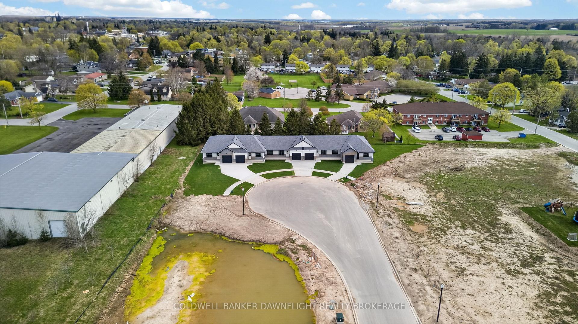 Photo 29 of 54 Moonlight Court, Central Huron, Clinton — HOMEH