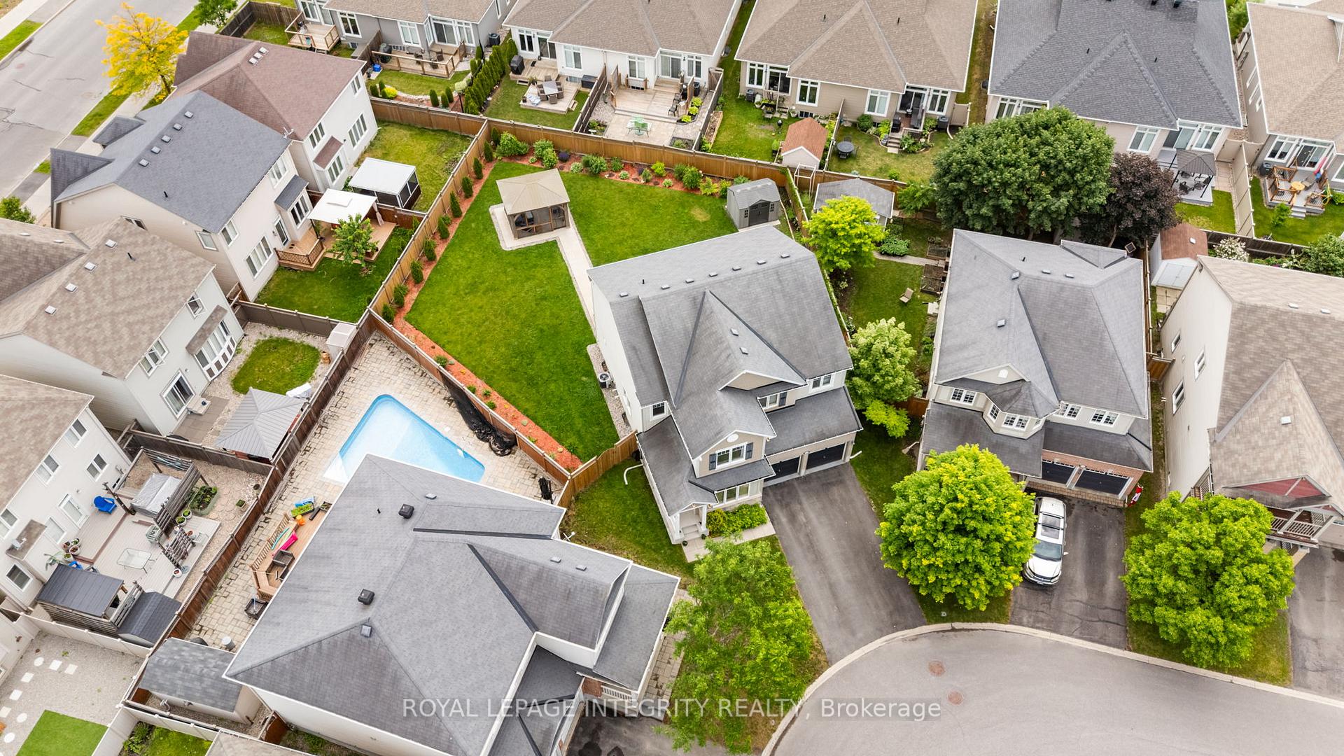 Photo 2 of 2514 Stone Cove Crescent, Ottawa, Barrhaven - Half Moon Bay — HOMEH