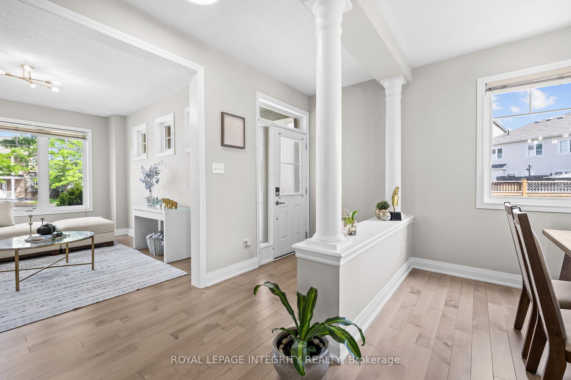 Photo 5 of 2514 Stone Cove Crescent, Ottawa, Barrhaven - Half Moon Bay — HOMEH