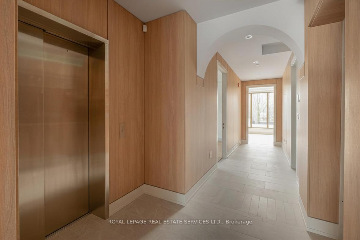 Photo 6 of Unit Fourth Level, 32 Rowanwood Avenue, Toronto, Rosedale-Moore Park — HOMEH