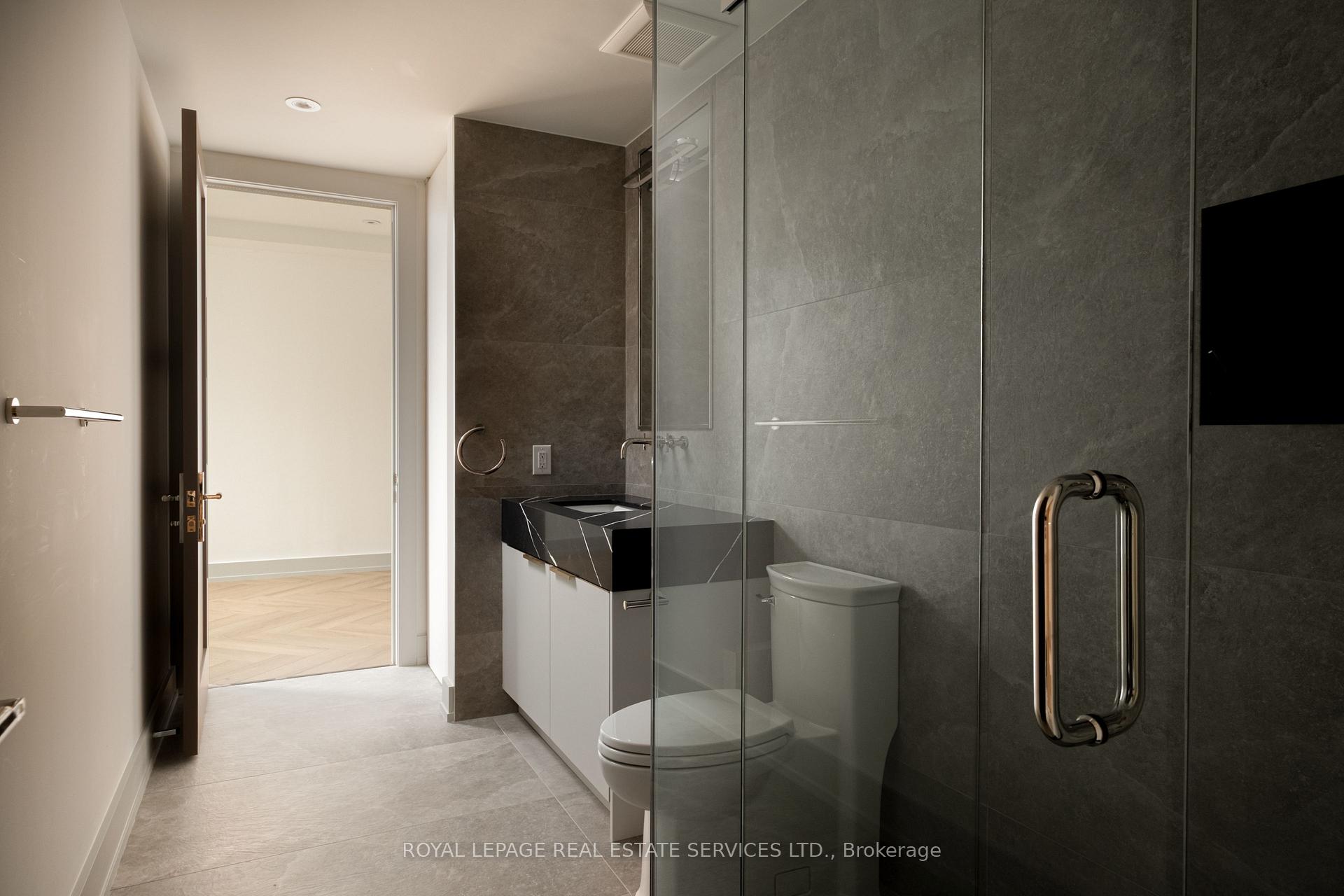 Photo 26 of Unit Fourth Level, 32 Rowanwood Avenue, Toronto, Rosedale-Moore Park — HOMEH