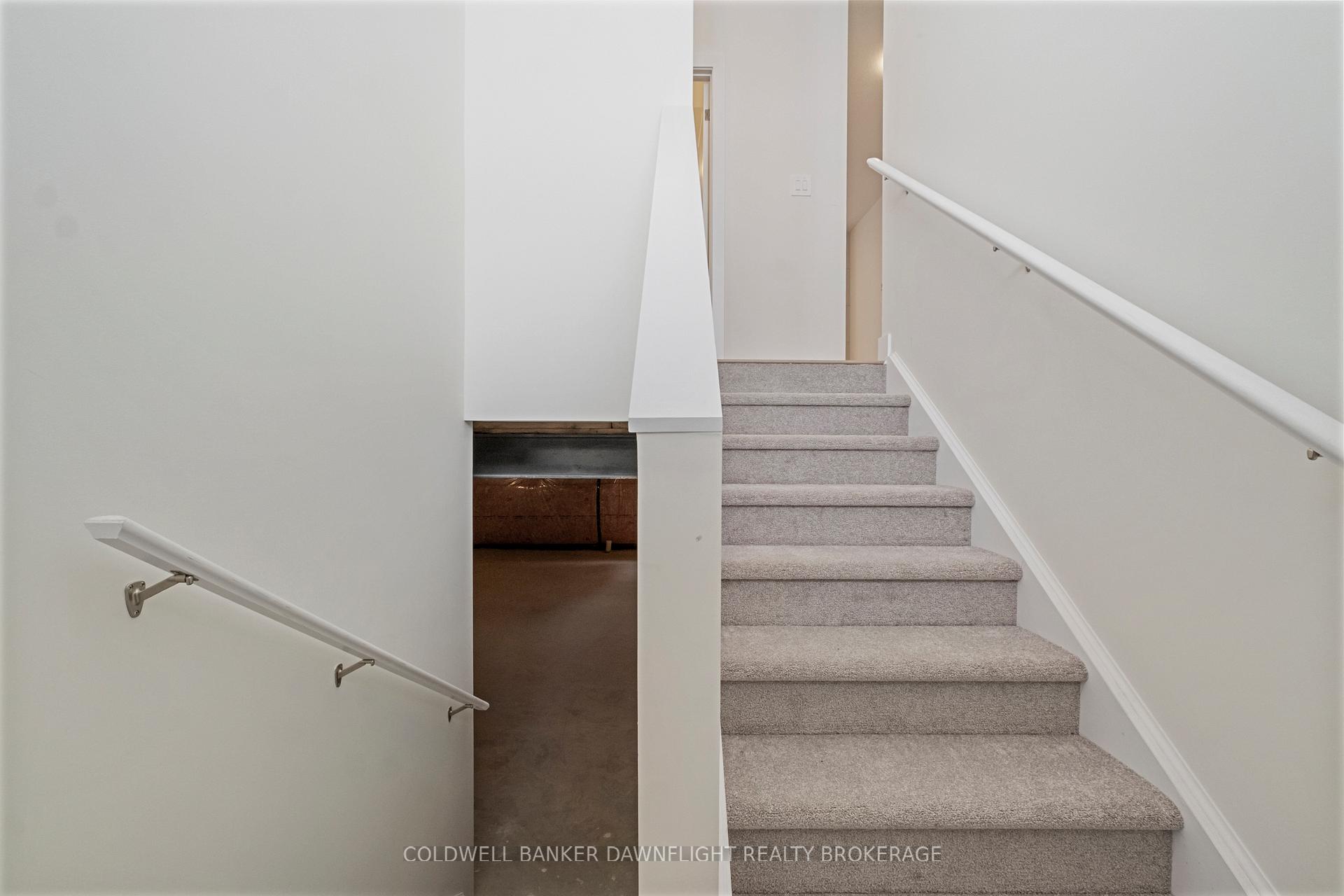 Photo 18 of 56 Moonlight Court, Central Huron, Clinton — HOMEH