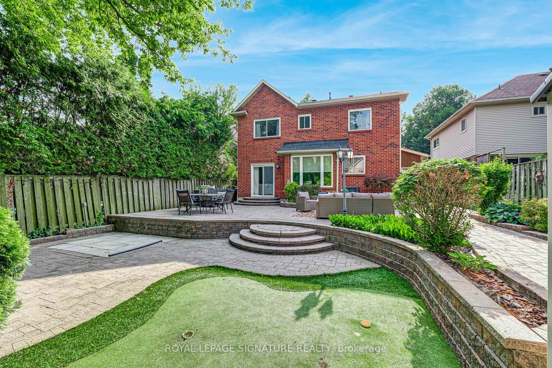 Photo 37 of 1236 Fieldstone Circle, Pickering, Liverpool — HOMEH