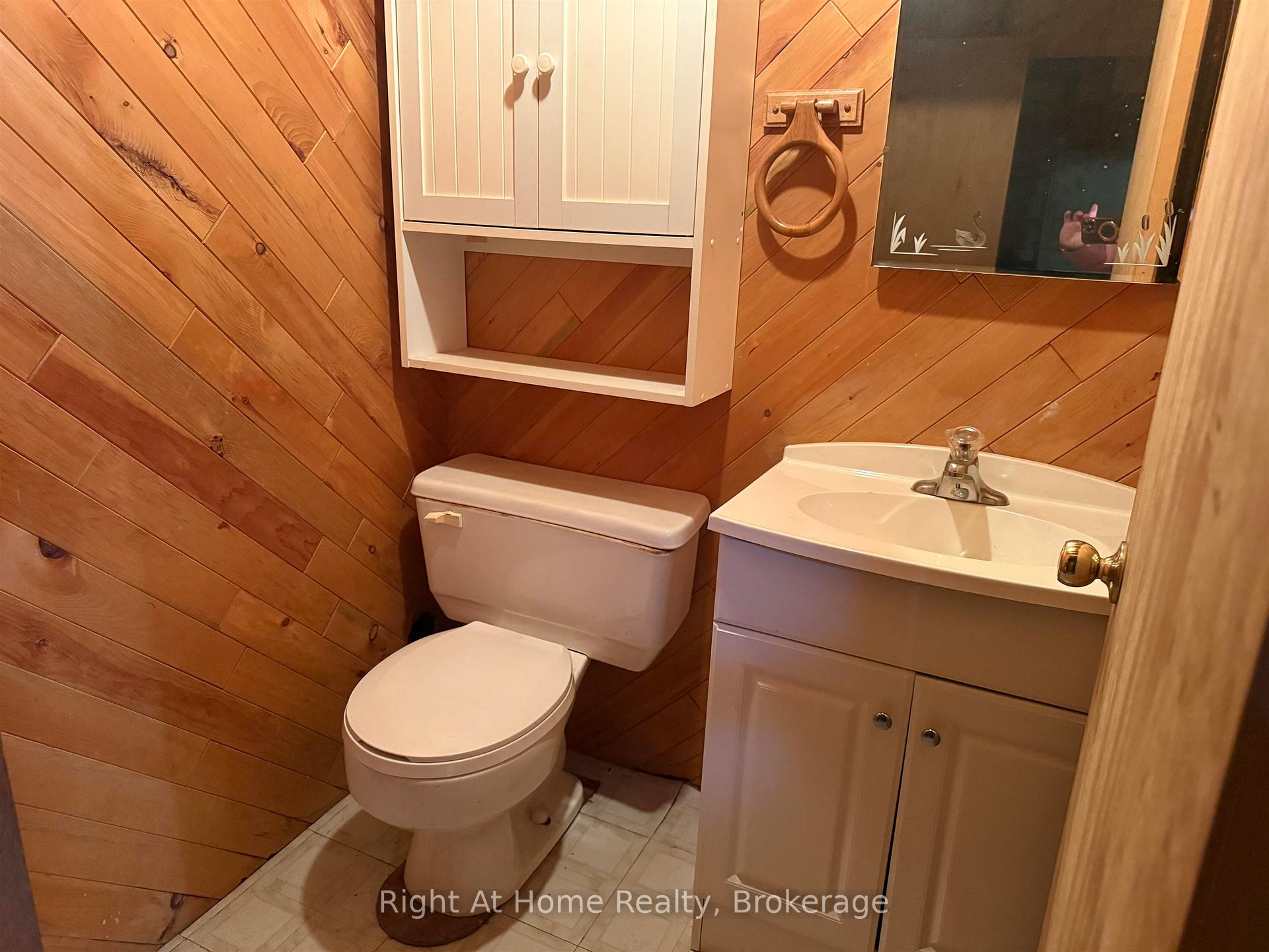 Photo 15 of 199 Limbrick, Thunder Bay, Northwood Park — HOMEH