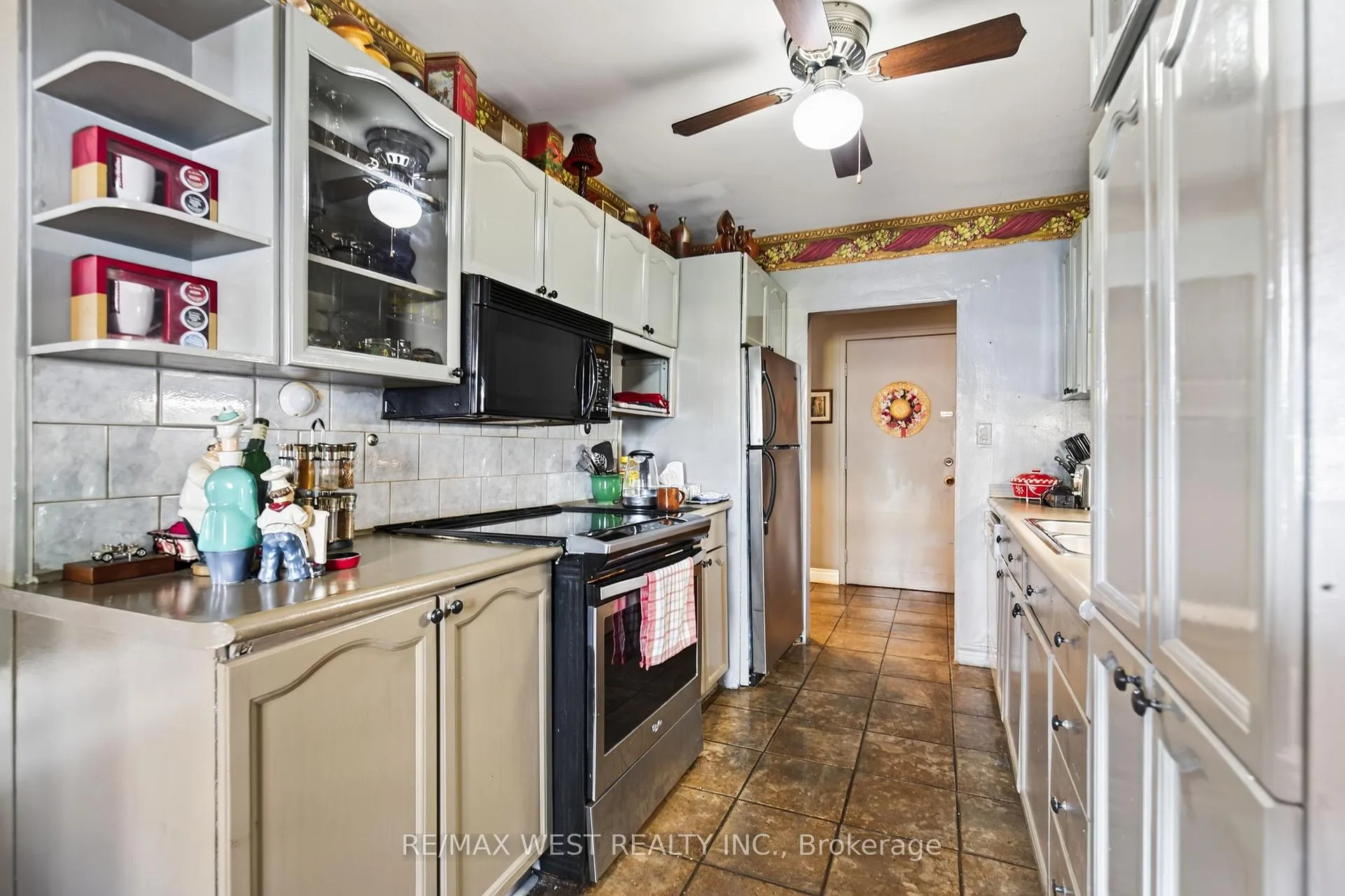 Photo 3 of Unit 103, 510 Queenston Road, Hamilton, Corman — HOMEH