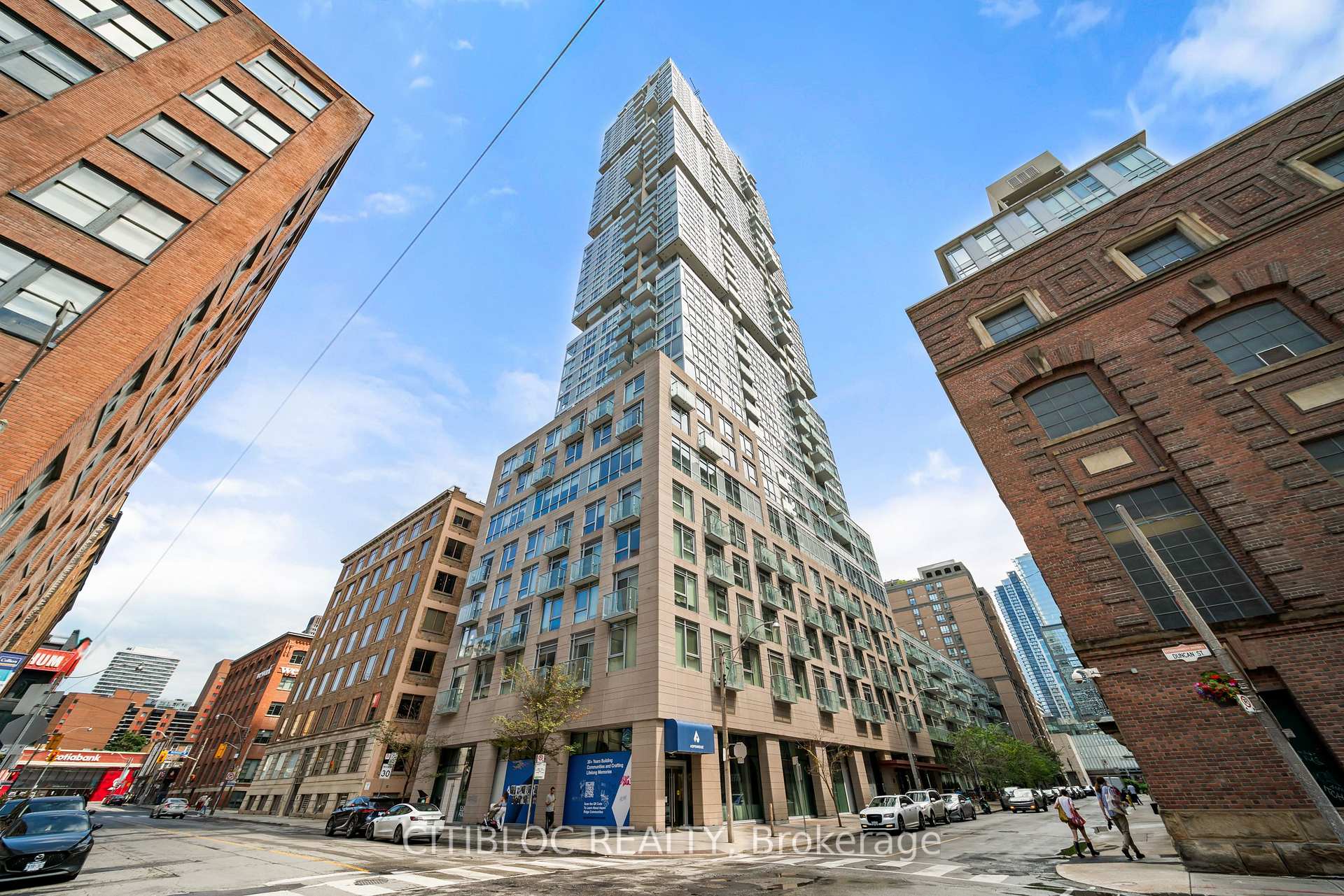 Photo 13 of Unit 2807, 30 Nelson Street, Toronto, Waterfront Communities — HOMEH
