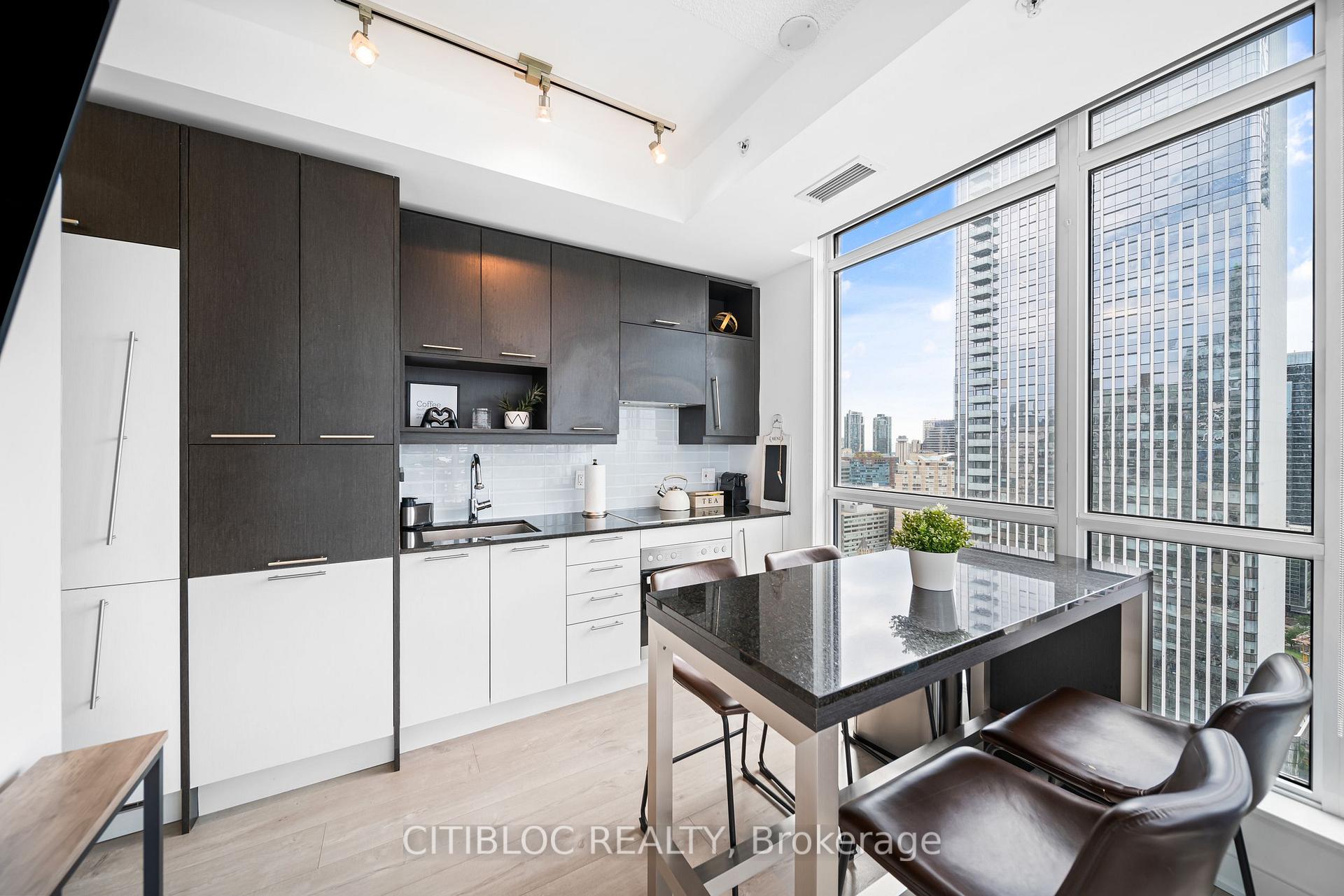 Photo 20 of Unit 2807, 30 Nelson Street, Toronto, Waterfront Communities — HOMEH
