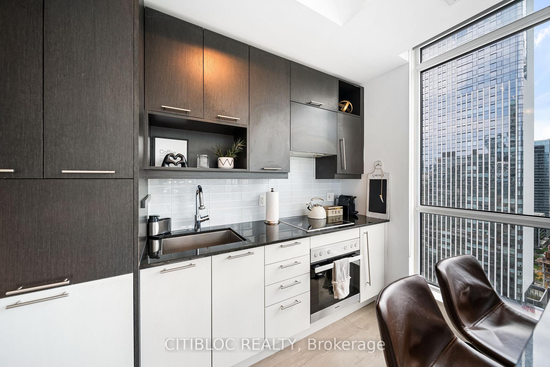 Photo 21 of Unit 2807, 30 Nelson Street, Toronto, Waterfront Communities — HOMEH