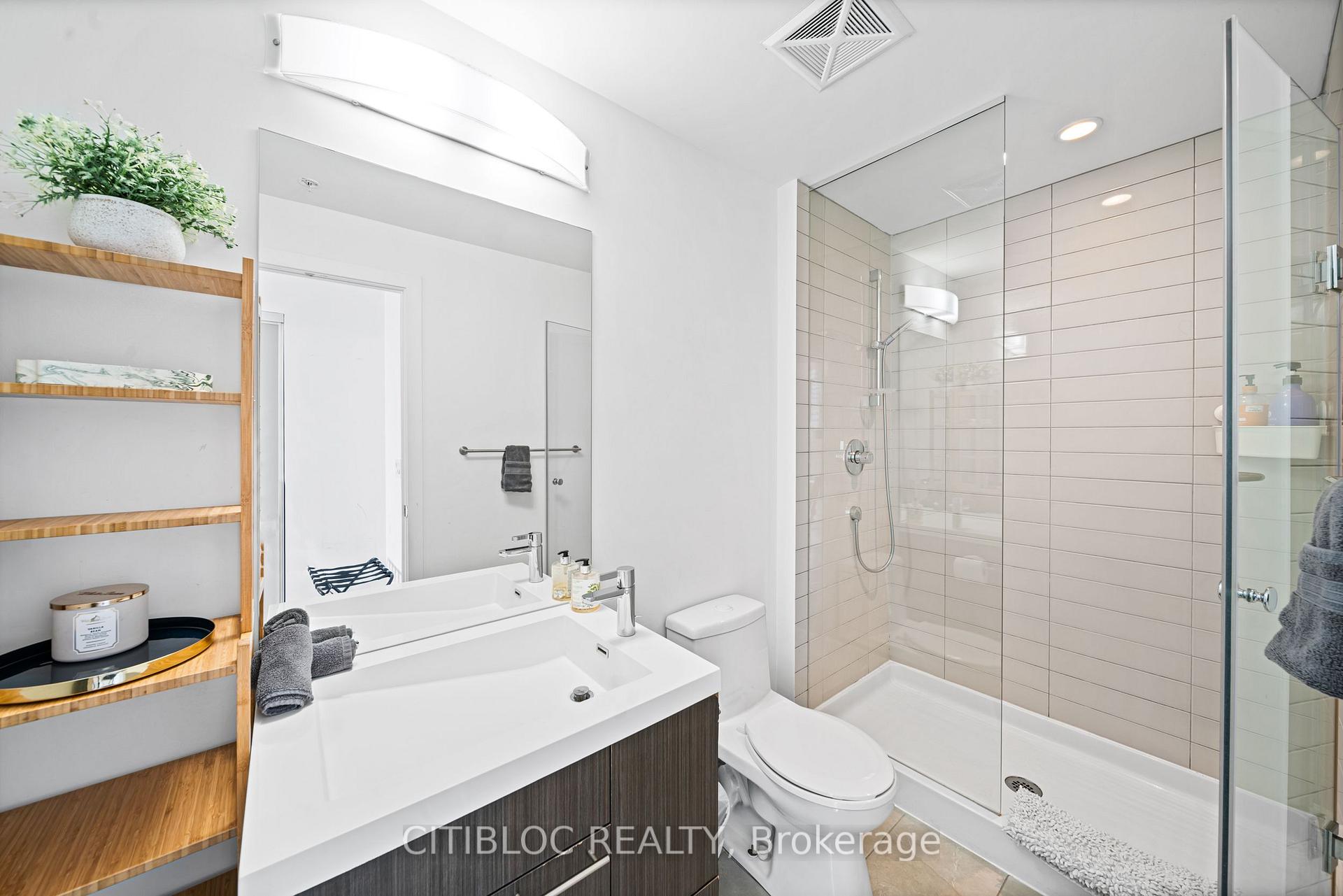 Photo 23 of Unit 2807, 30 Nelson Street, Toronto, Waterfront Communities — HOMEH
