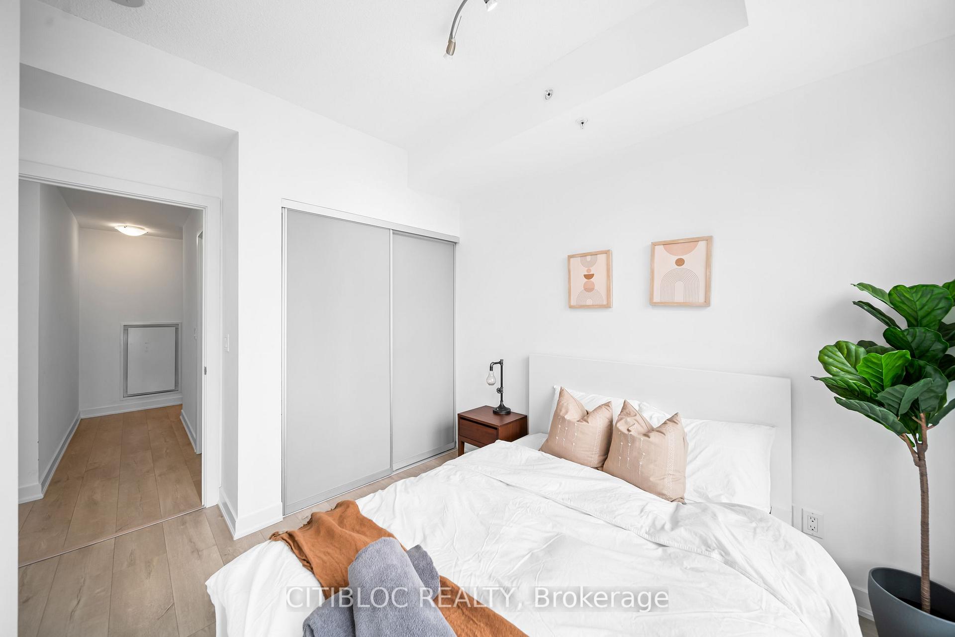 Photo 25 of Unit 2807, 30 Nelson Street, Toronto, Waterfront Communities — HOMEH