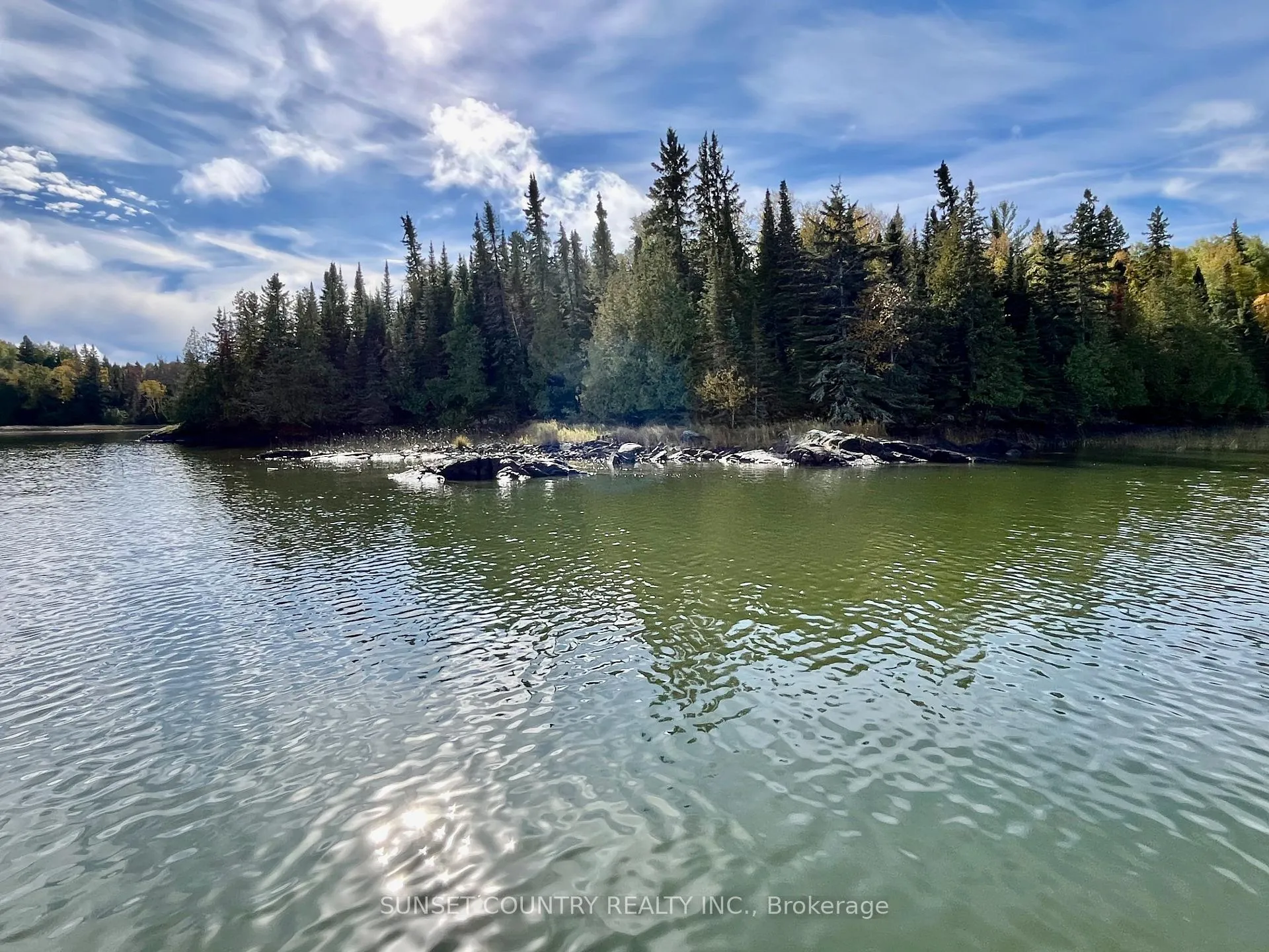 Photo 23 of Eagle Lake, Machin — HOMEH