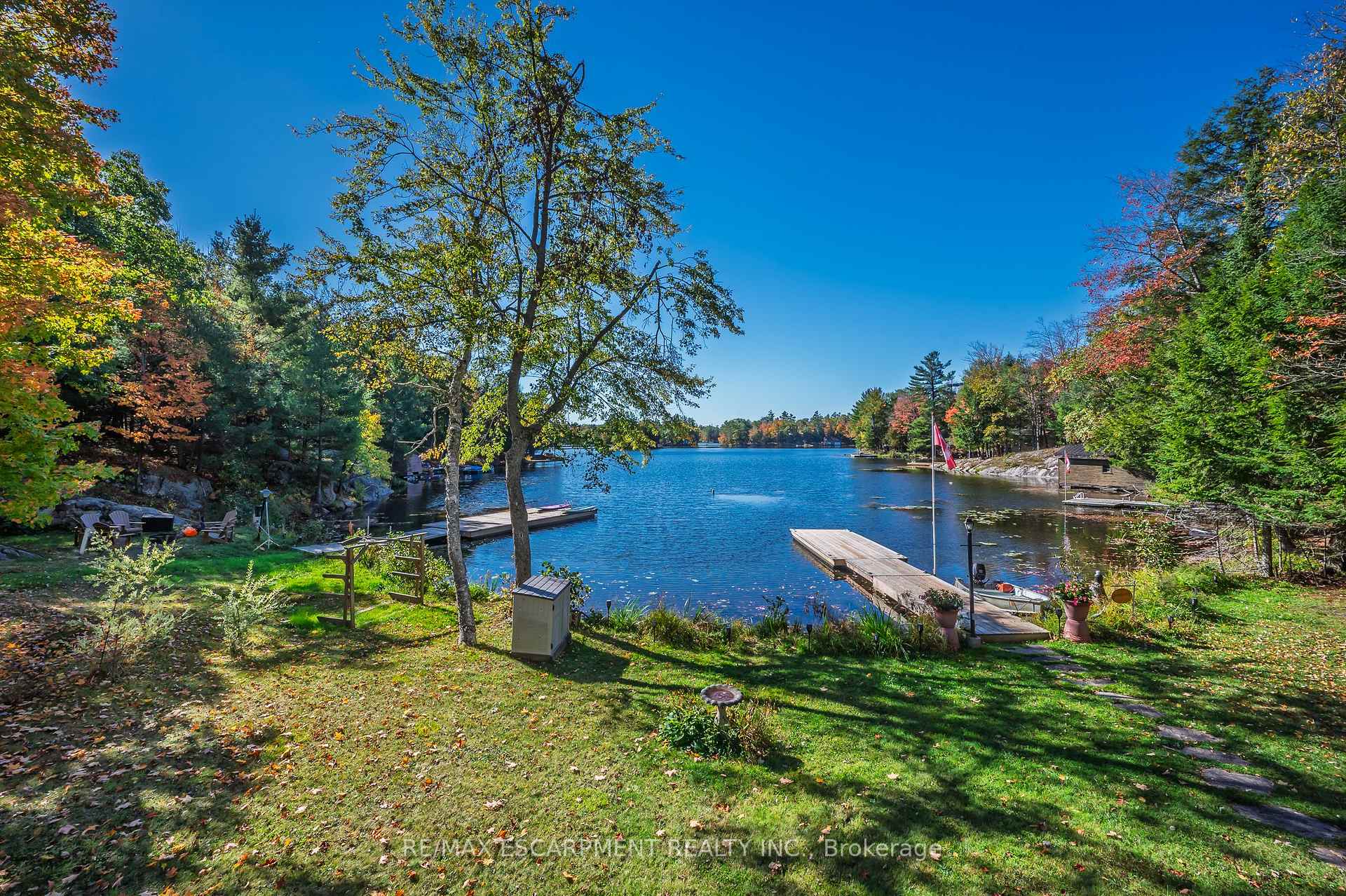 Photo 6 of 1012 Armstrong Road, Gravenhurst, Wood (Gravenhurst) — HOMEH