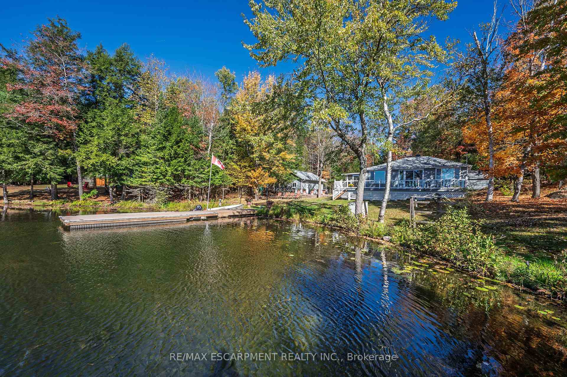 Photo 7 of 1012 Armstrong Road, Gravenhurst, Wood (Gravenhurst) — HOMEH