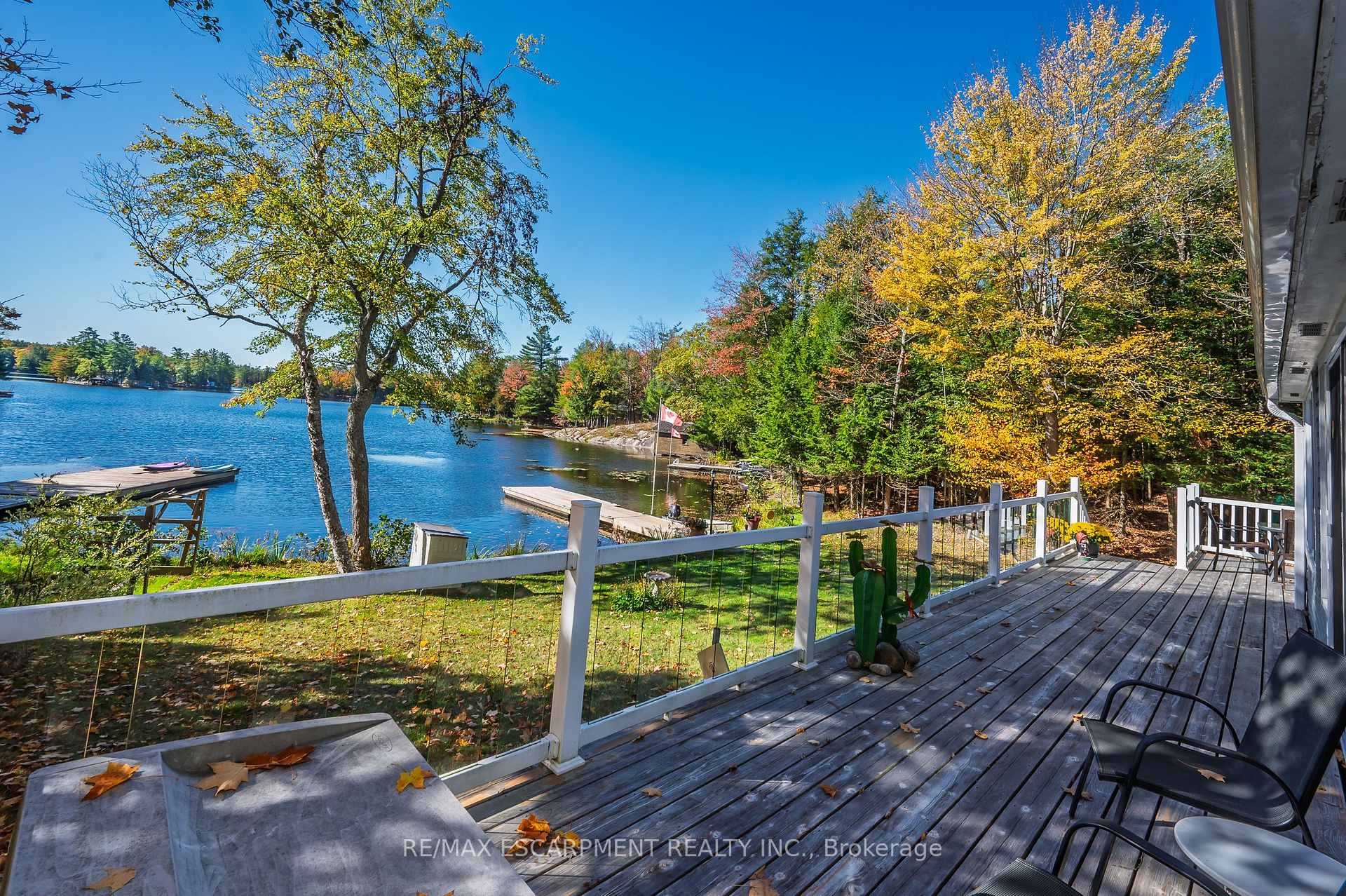 Photo 9 of 1012 Armstrong Road, Gravenhurst, Wood (Gravenhurst) — HOMEH