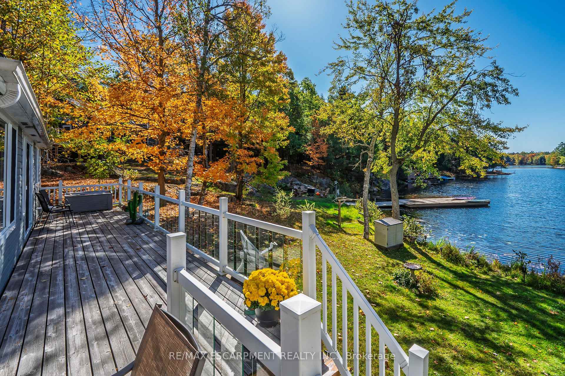 Photo 10 of 1012 Armstrong Road, Gravenhurst, Wood (Gravenhurst) — HOMEH