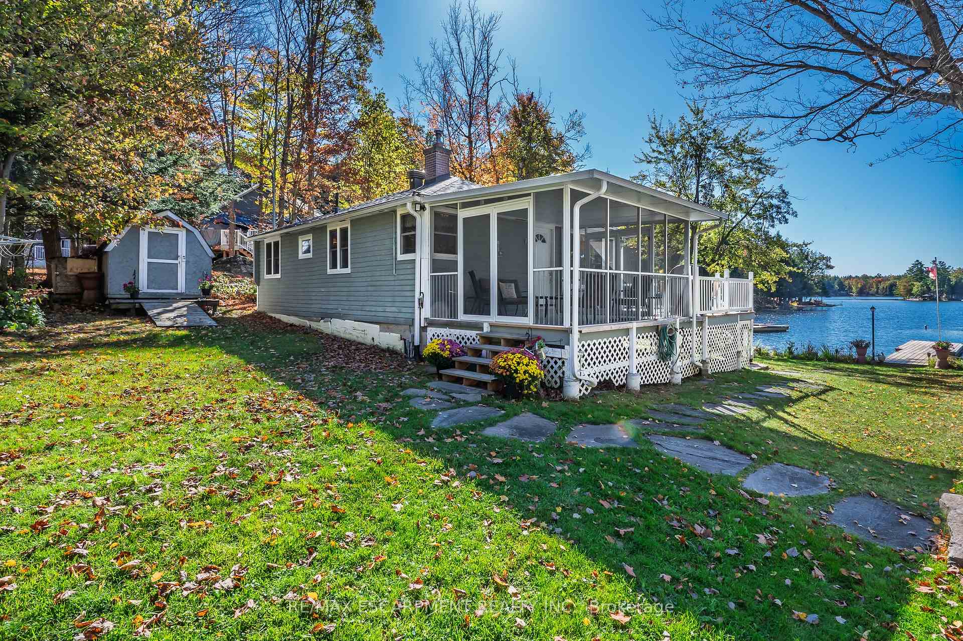 Photo 13 of 1012 Armstrong Road, Gravenhurst, Wood (Gravenhurst) — HOMEH