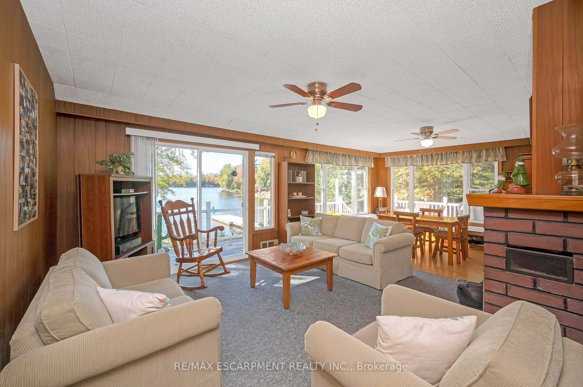 Photo 18 of 1012 Armstrong Road, Gravenhurst, Wood (Gravenhurst) — HOMEH