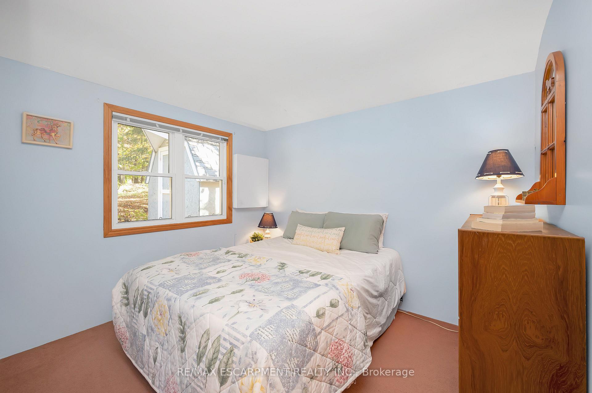 Photo 23 of 1012 Armstrong Road, Gravenhurst, Wood (Gravenhurst) — HOMEH