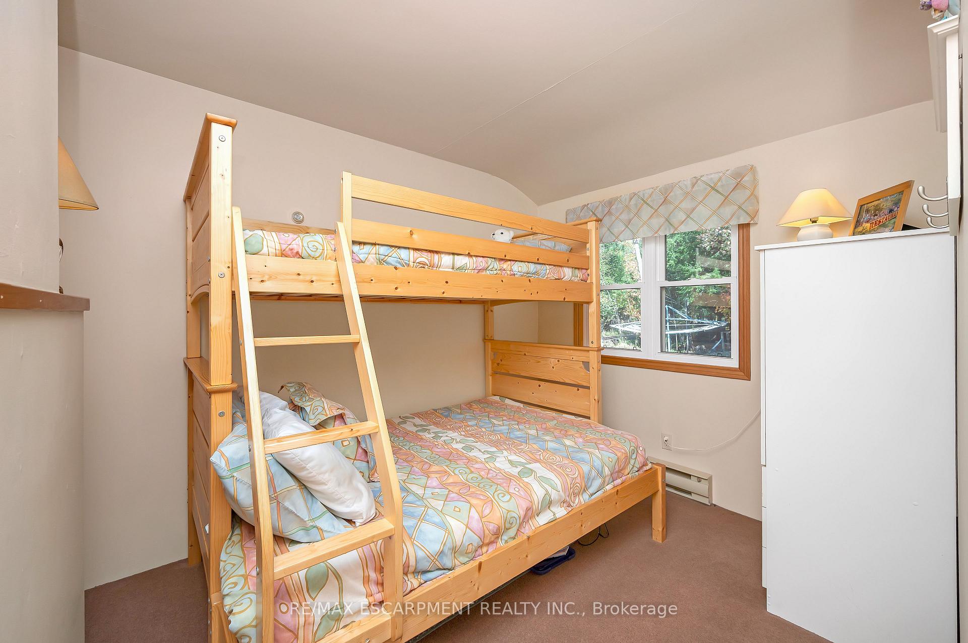 Photo 24 of 1012 Armstrong Road, Gravenhurst, Wood (Gravenhurst) — HOMEH