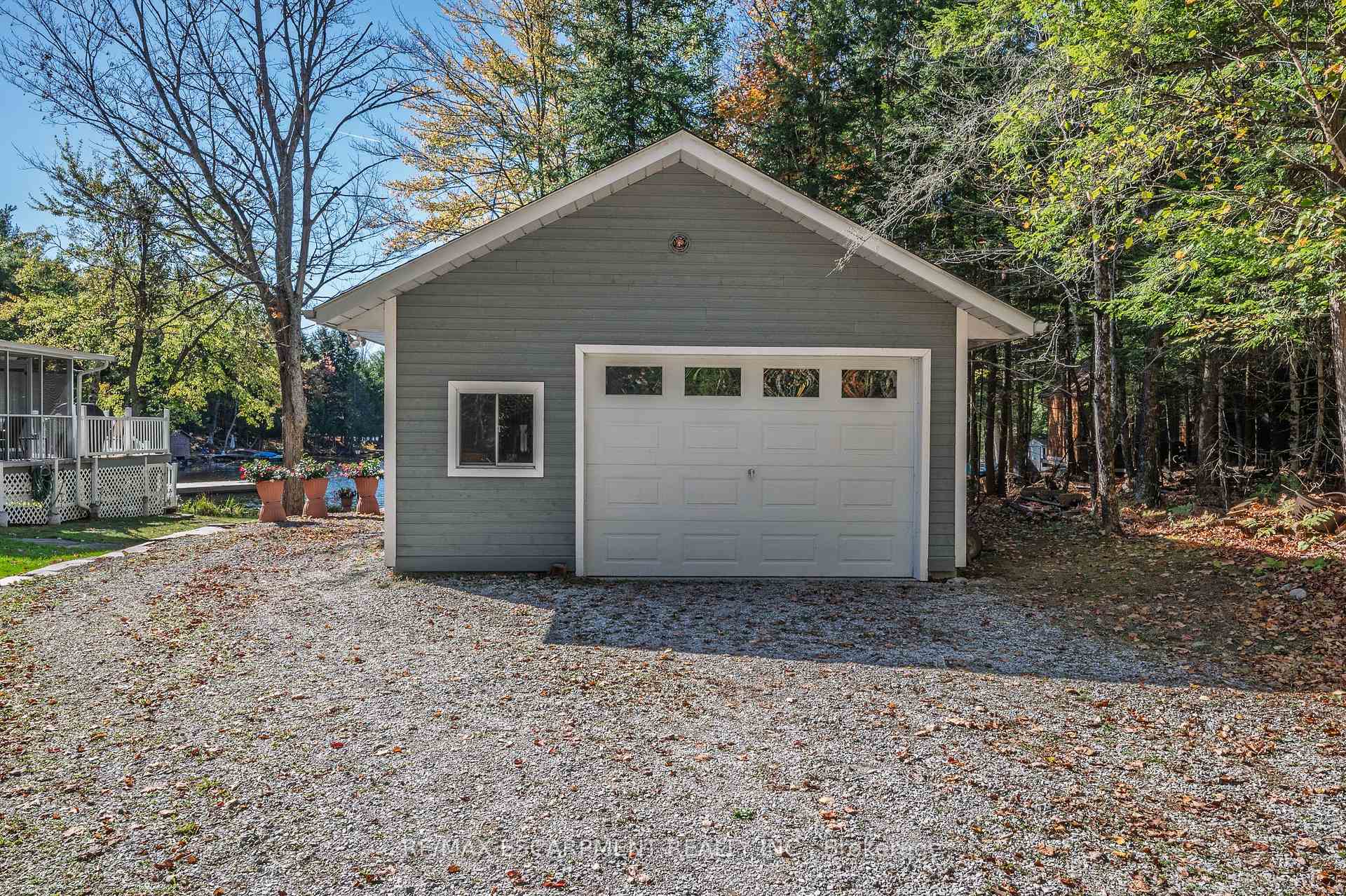Photo 33 of 1012 Armstrong Road, Gravenhurst, Wood (Gravenhurst) — HOMEH
