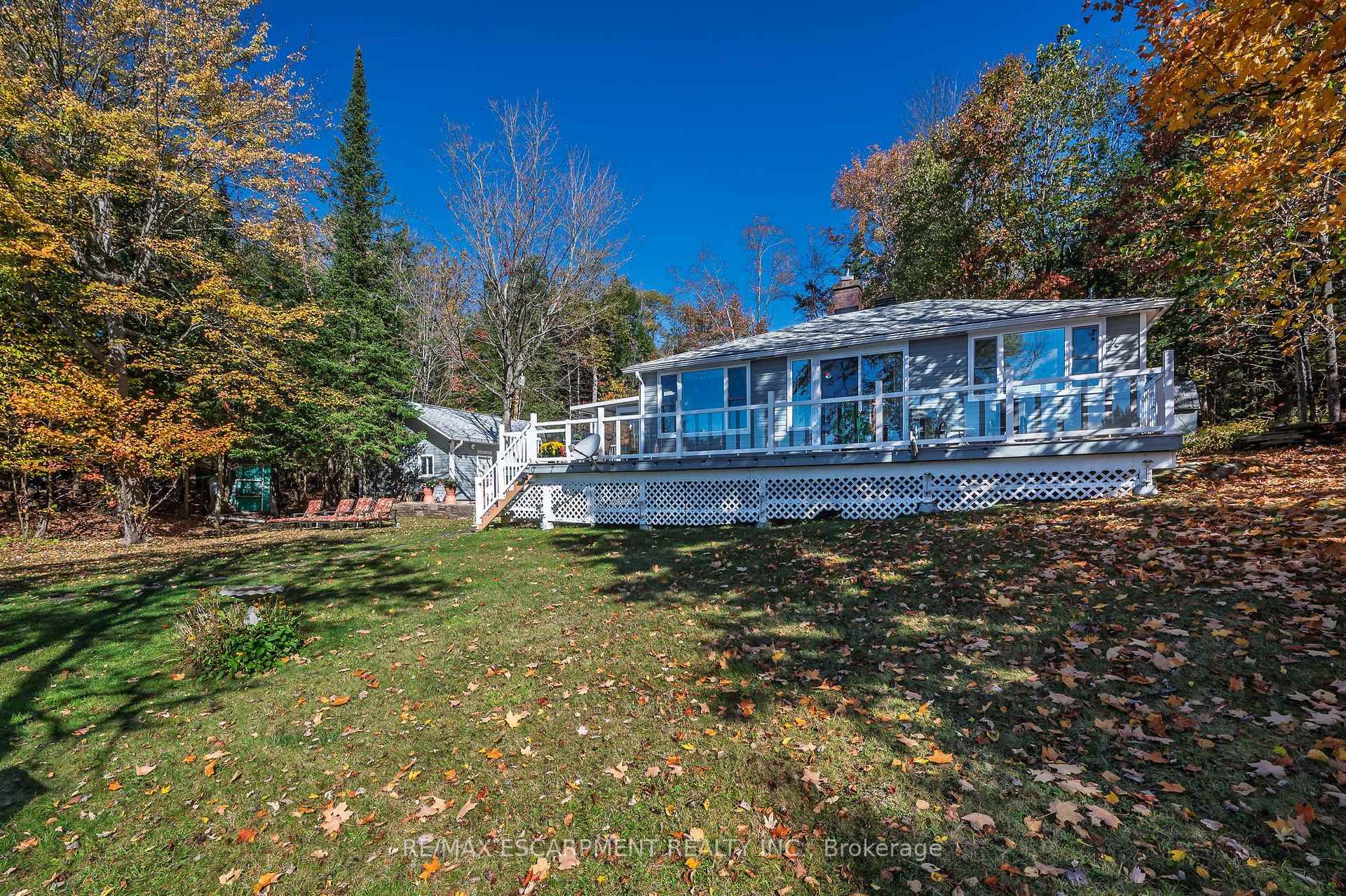 Photo 39 of 1012 Armstrong Road, Gravenhurst, Wood (Gravenhurst) — HOMEH