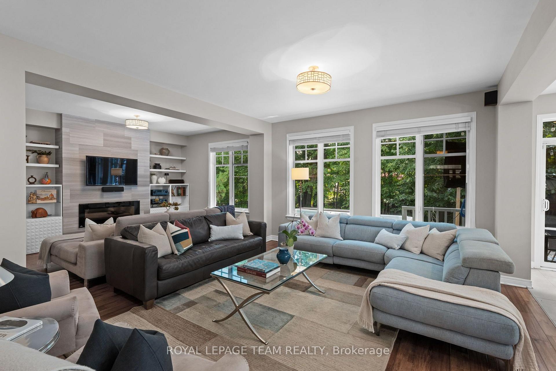 Photo 11 of 14 Ironside Court, Ottawa, Kanata - Kanata Lakes/Heritage Hills — HOMEH