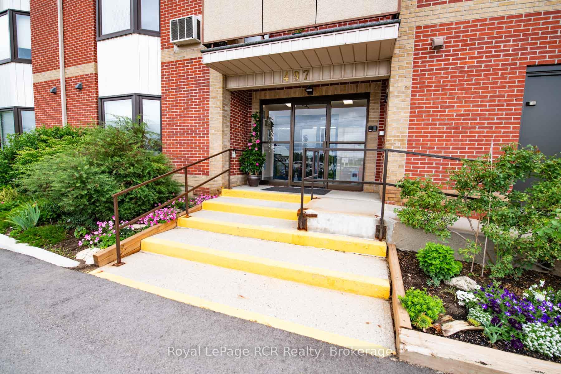 Front of Unit 303, 497 Birmingham Street West W