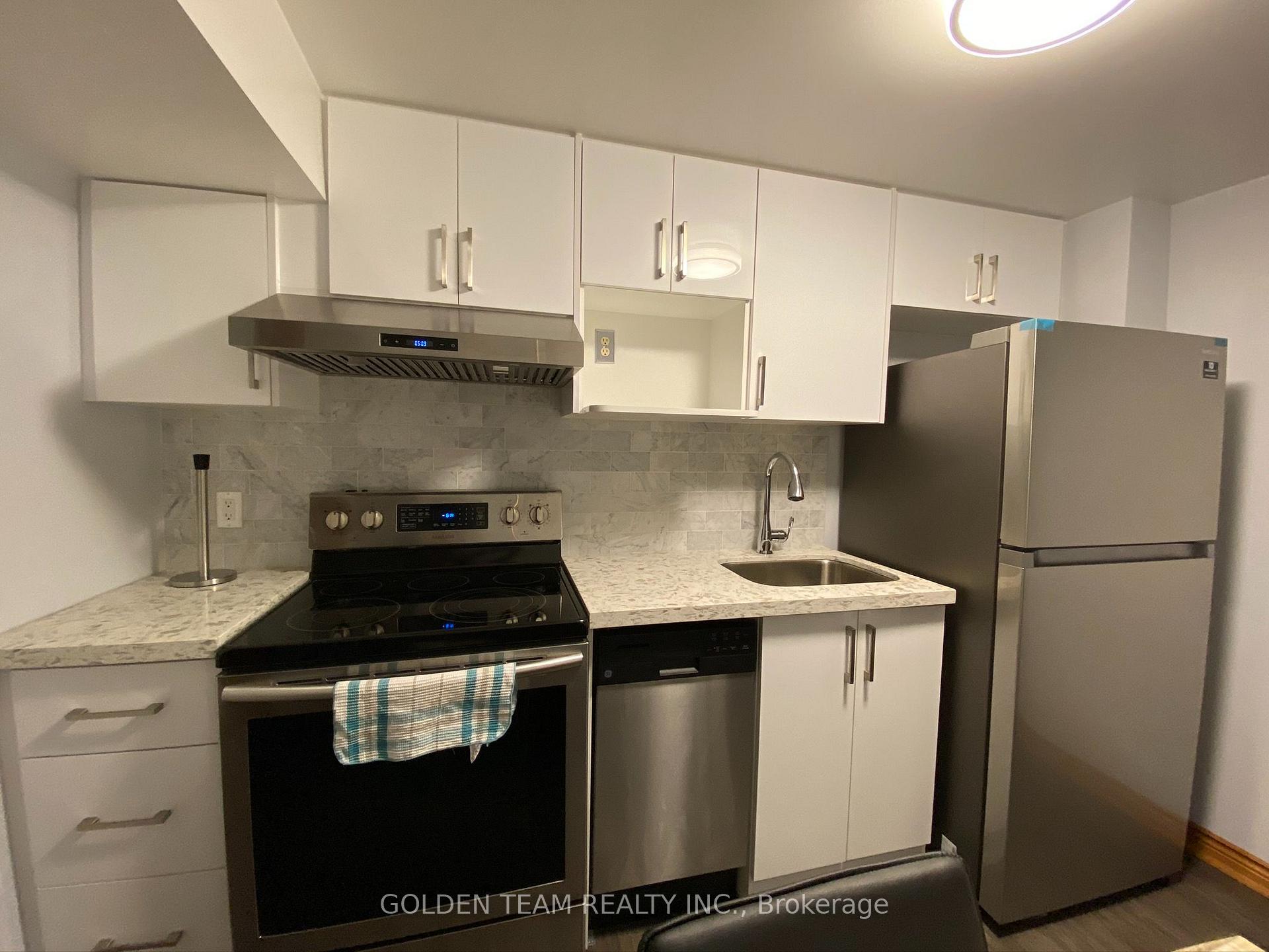 Photo 4 of Unit Bsmt, 16 Mallory Avenue, Markham, Milliken Mills East — HOMEH
