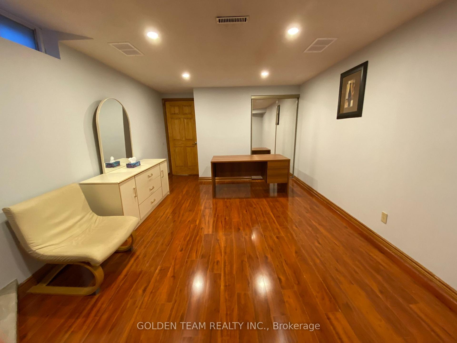 Photo 6 of Unit Bsmt, 16 Mallory Avenue, Markham, Milliken Mills East — HOMEH