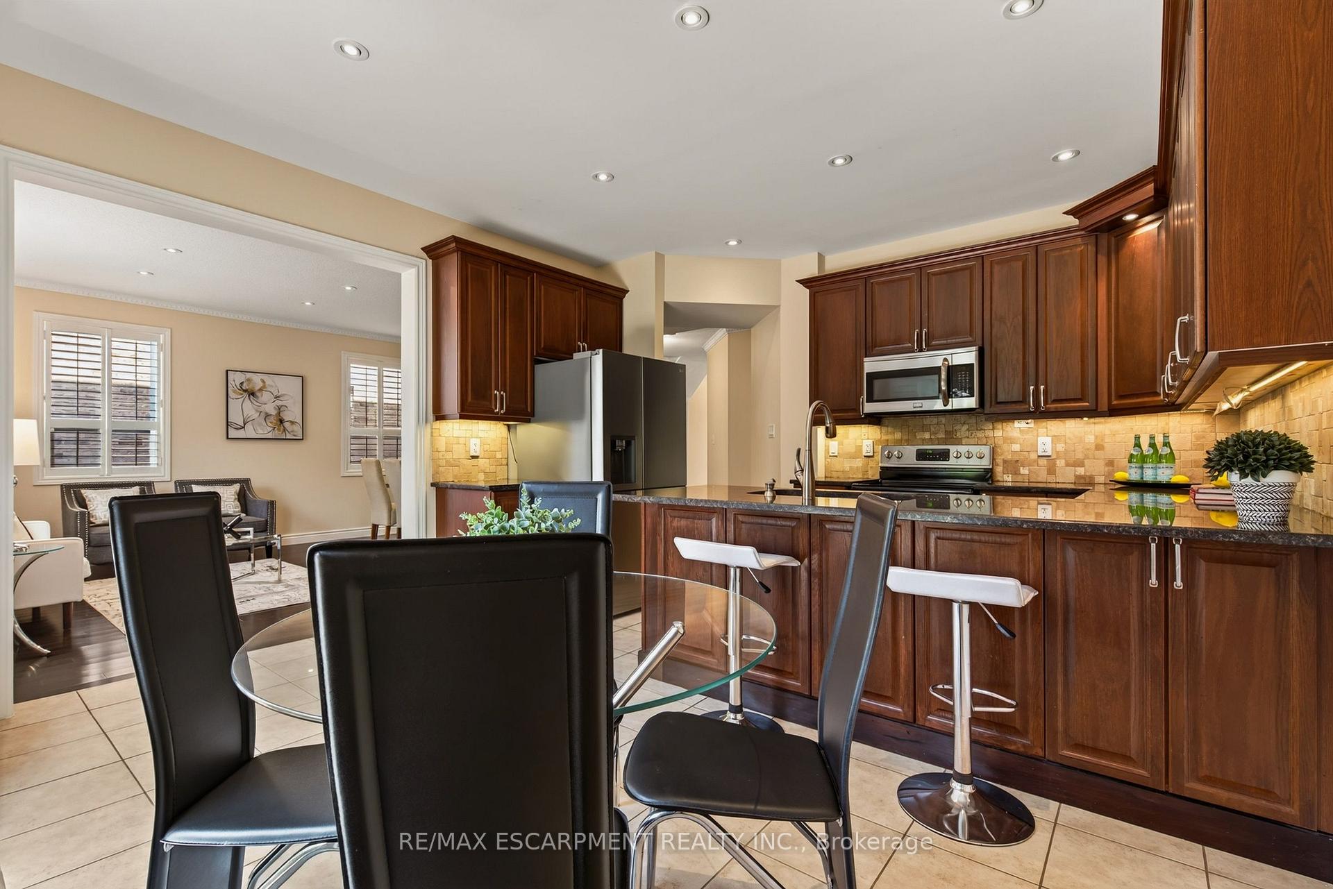 Photo 12 of 1079 Tupper Drive, Milton, Clarke — HOMEH