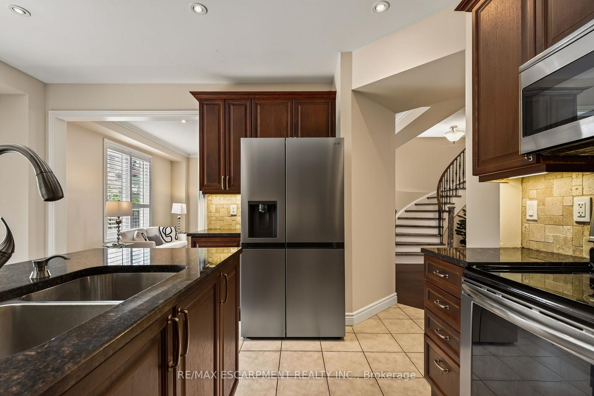 Photo 14 of 1079 Tupper Drive, Milton, Clarke — HOMEH