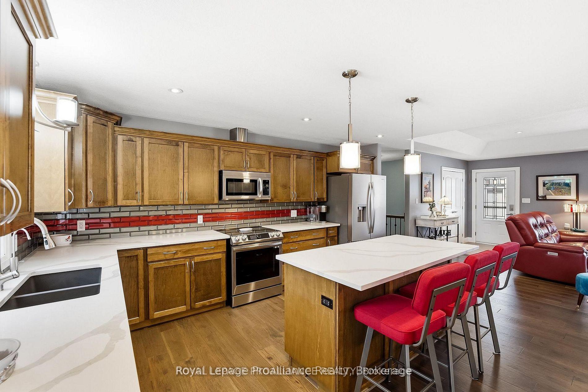 Photo 9 of 3741 County Road 3, Prince Edward County, Ameliasburg Ward — HOMEH