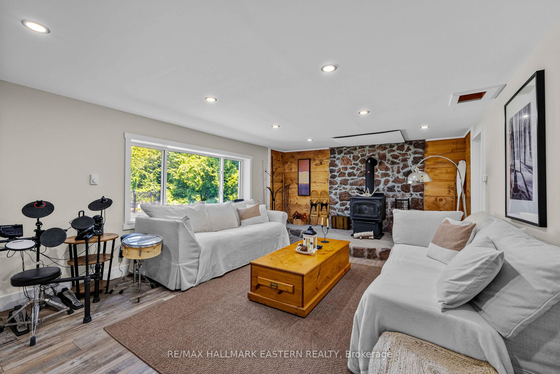 Photo 25 of 2694 County Road 6 E, Douro-Dummer — HOMEH