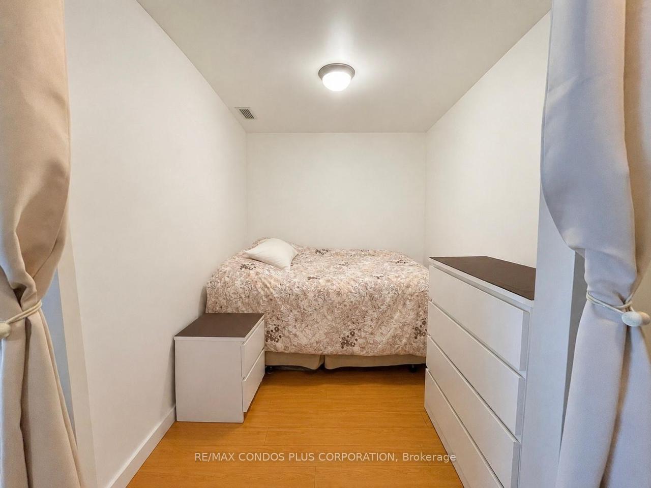 Photo 9 of Unit 2608, 35 Mariner Terrace, Toronto, Waterfront Communities — HOMEH