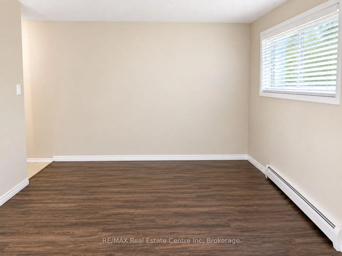 Photo 11 of Unit 102, 57 Conroy Crescent, Guelph, Dovercliffe Park/Old University — HOMEH