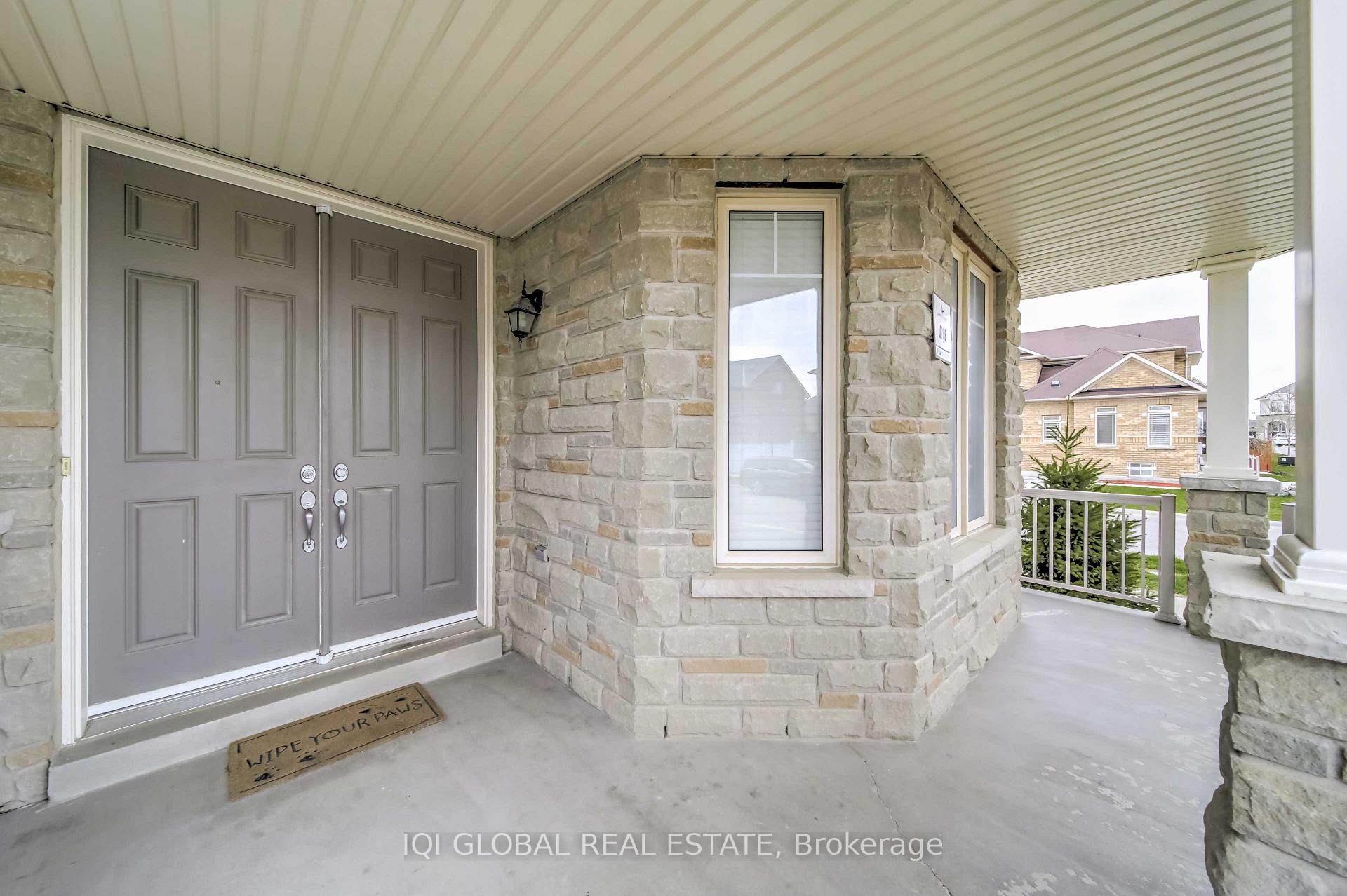 Photo 2 of 2 Bowkett Drive, Richmond Hill, Jefferson — HOMEH